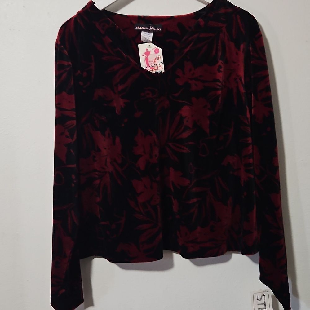 Cactus Flower woman velvet top L New